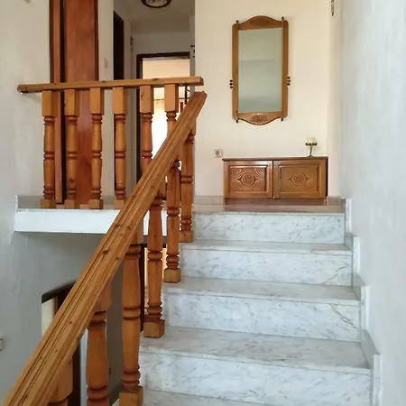 아파트 Marchela 네세부르